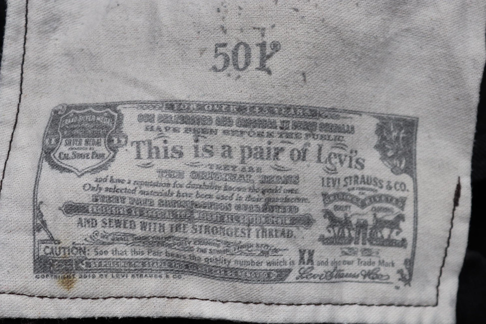 Vintage Levis 501 jeans - black denim - 36" x 34"