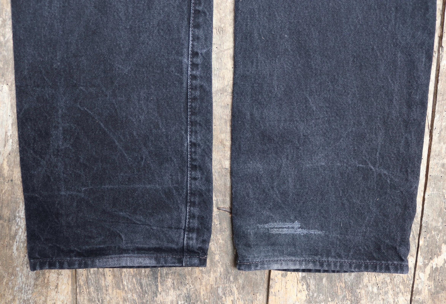 Vintage Levis 501 jeans - black denim - 36" x 34"