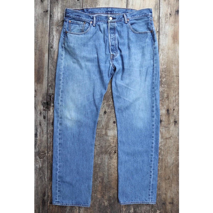 Vintage Levis 501 jeans - blue denim workwear - 38" x 32"