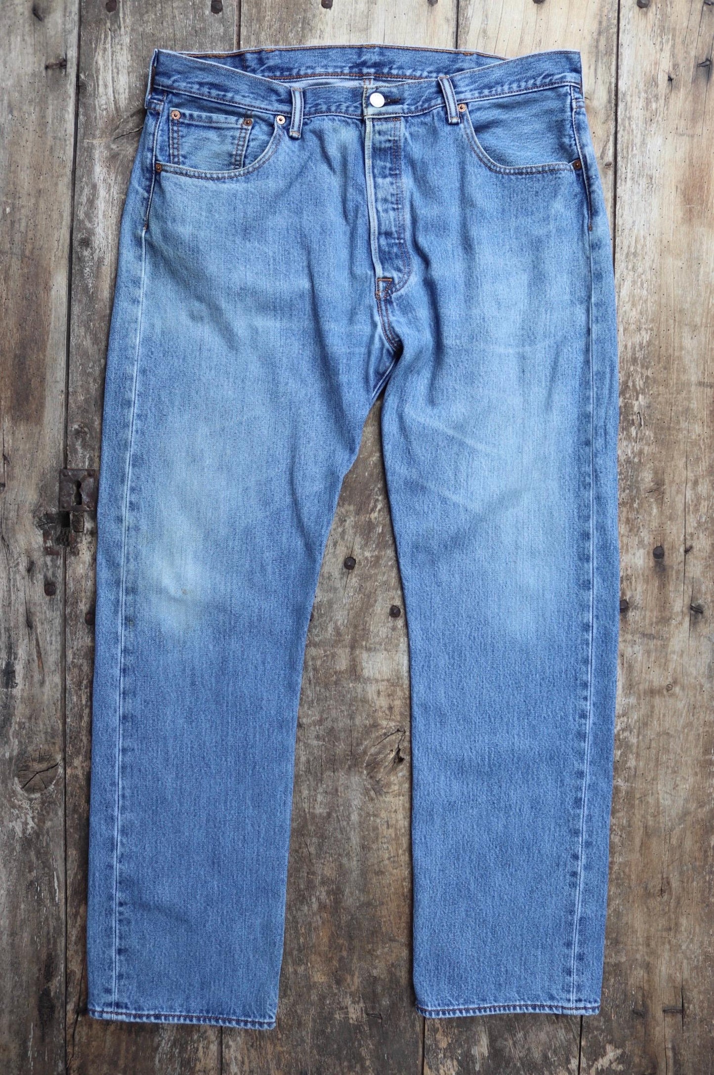 Vintage Levis 501 jeans - blue denim workwear - 38" x 32"