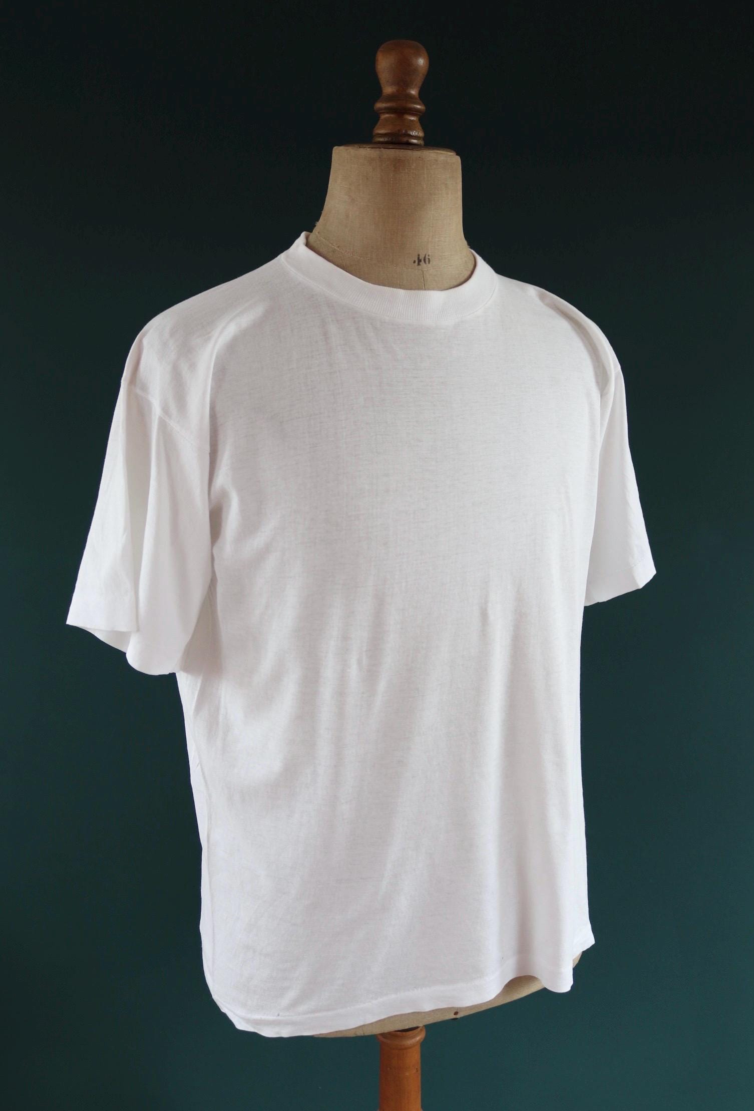 Vintage 1980s t shirt - plain white tee - 44” chest