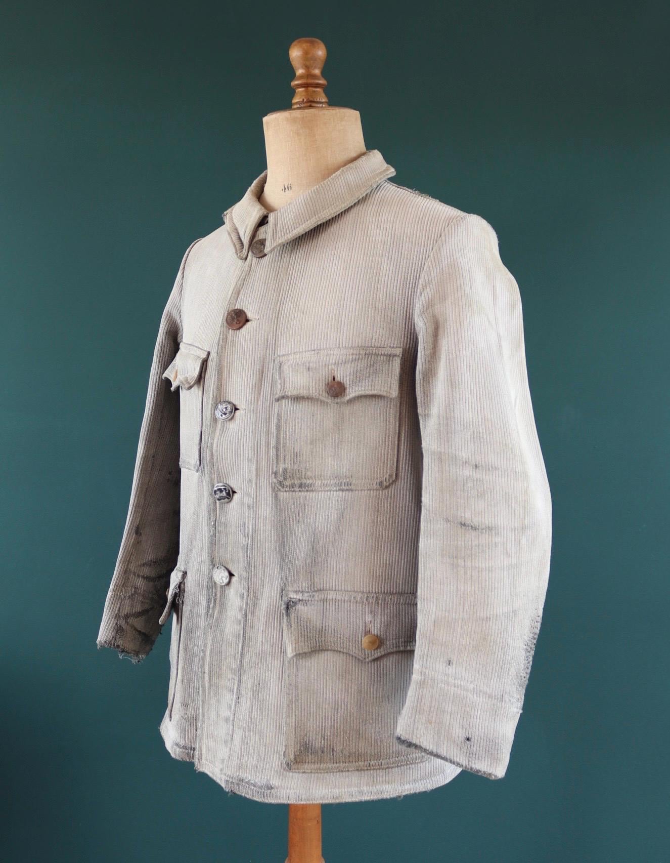 Vintage 1930s French hunting jacket - 1940s workwear - velours cotele - corduroy chore coat - 41” chest