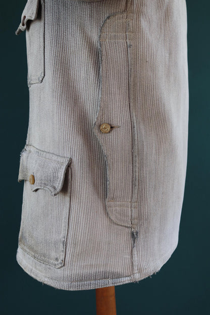 Vintage 1930s French hunting jacket - 1940s workwear - velours cotele - corduroy chore coat - 41” chest