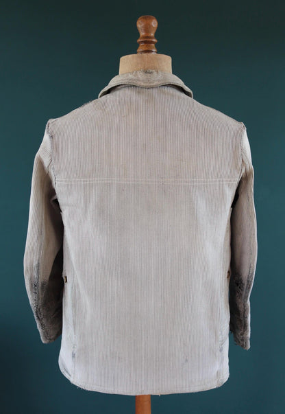 Vintage 1930s French hunting jacket - 1940s workwear - velours cotele - corduroy chore coat - 41” chest