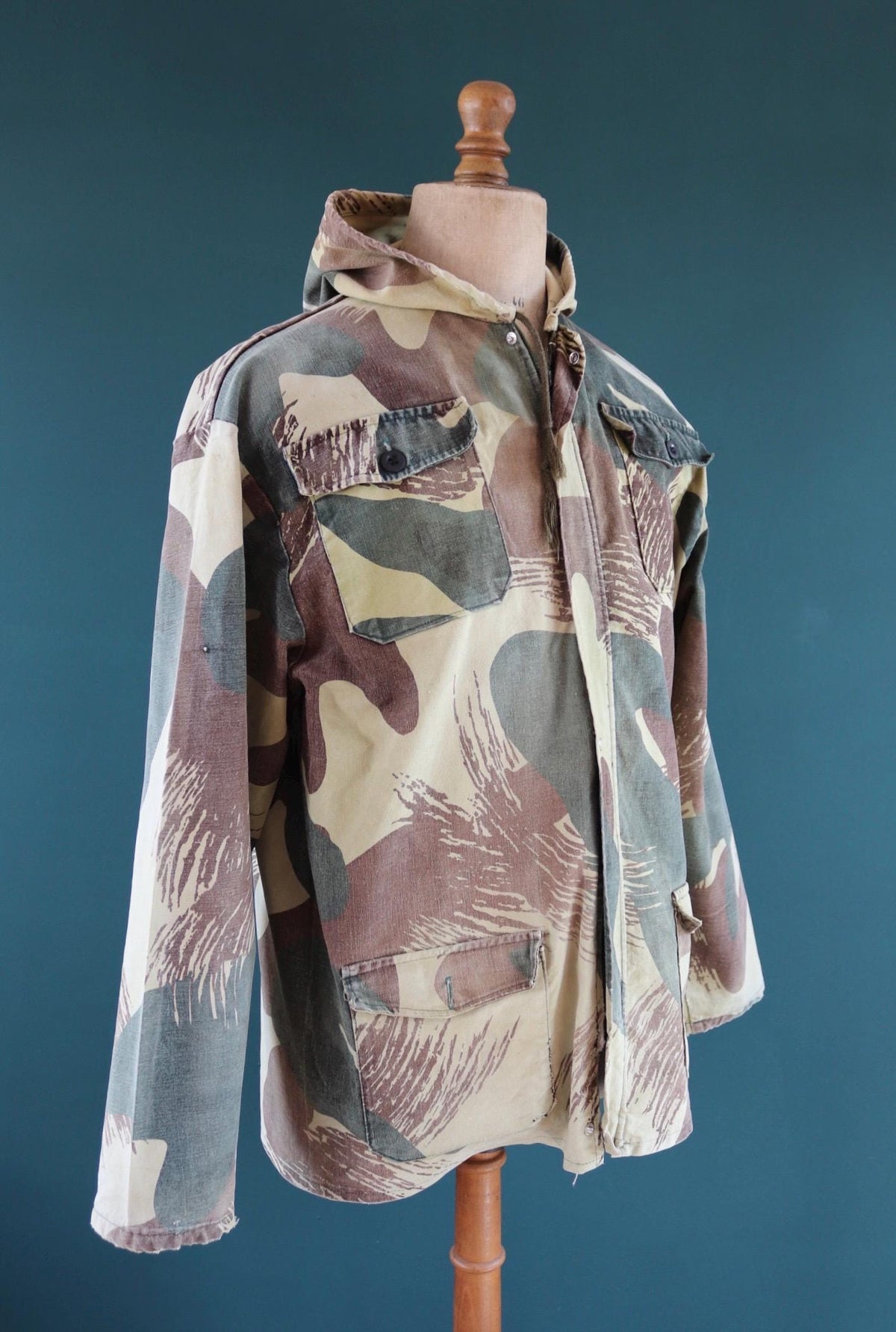 Vintage Belgian brushstroke camo jacket - military anorak - 47” chest