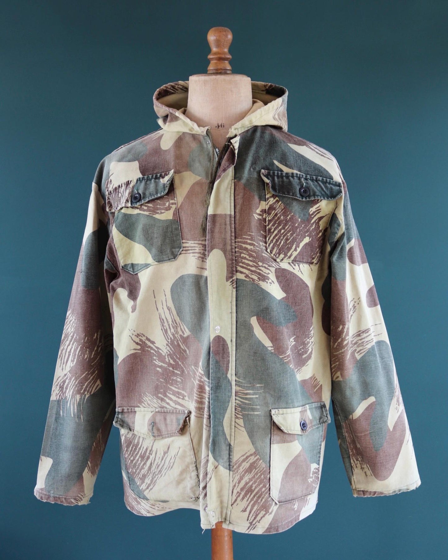 Vintage Belgian brushstroke camo jacket - military anorak - 47” chest