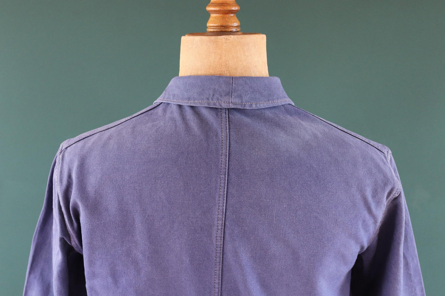 Vintage 1960s French workwear jacket - Vêtra - blue cotton twill chore coat - 42” chest