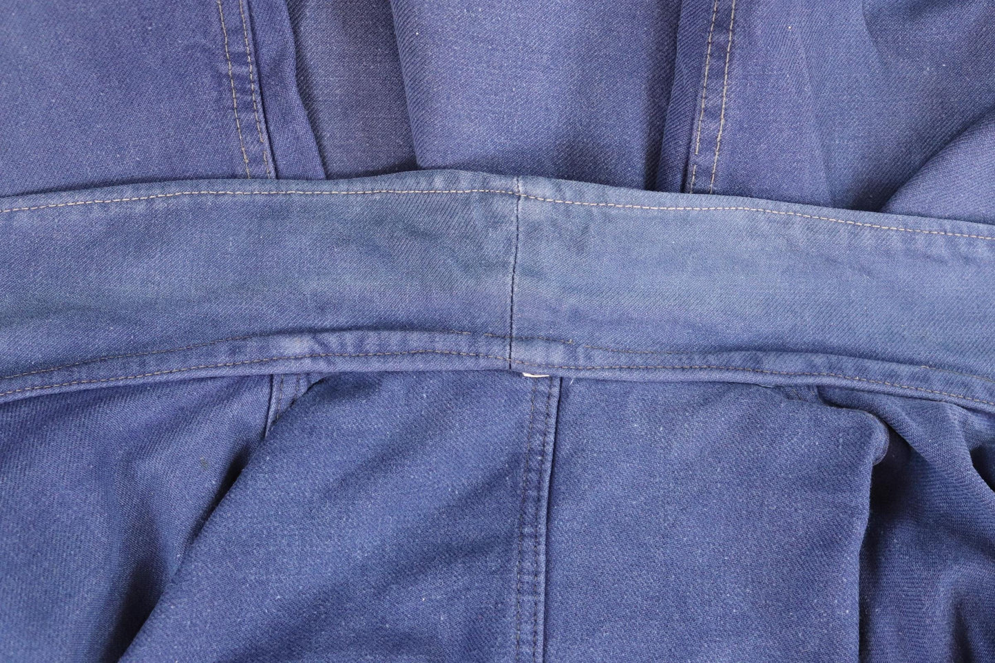 Vintage 1960s French workwear jacket - Vêtra - blue cotton twill chore coat - 42” chest