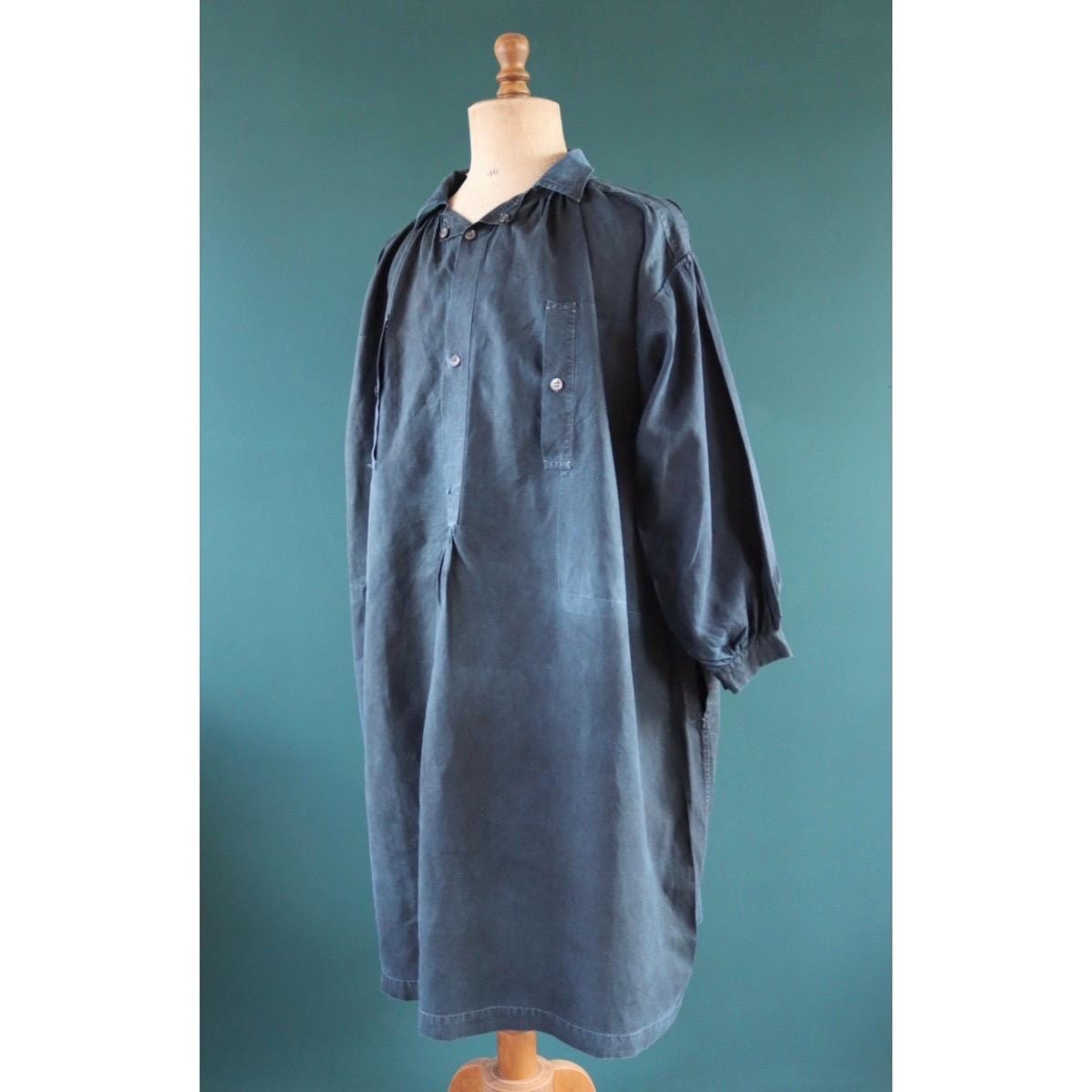 Antique 1900s French indigo biaude - linen workwear smock - 64" chest