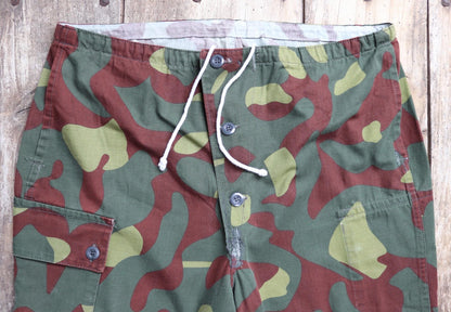 Vintage 1980s Finnish M62 camo trousers - windproof paratrooper pants - 37” x 27”