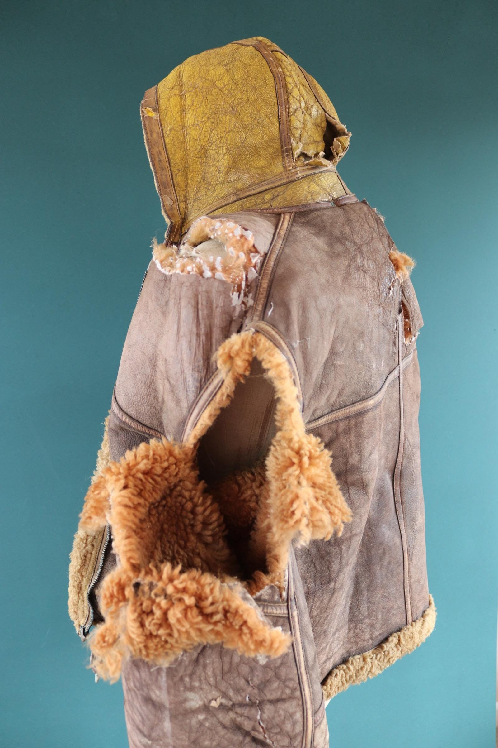 Vintage WW2 RAF Coastal Command jacket - Irvin sheepskin bomber - 42” chest