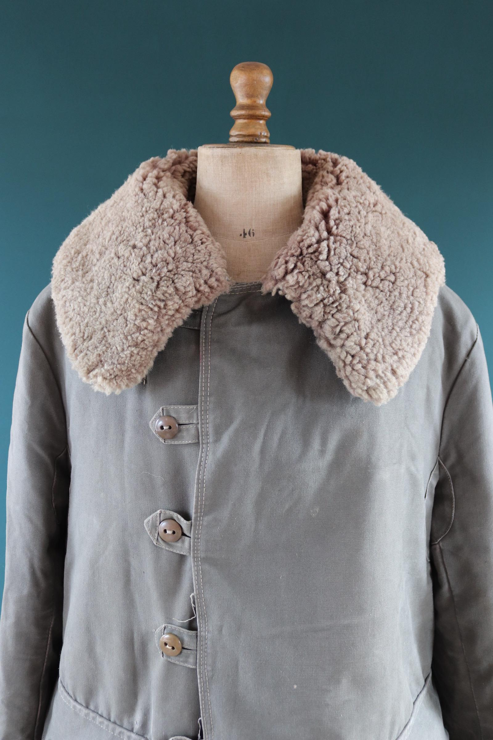 Vintage 1950s Swedish Livpäls sheepskin coat - military greatcoat - 48” chest