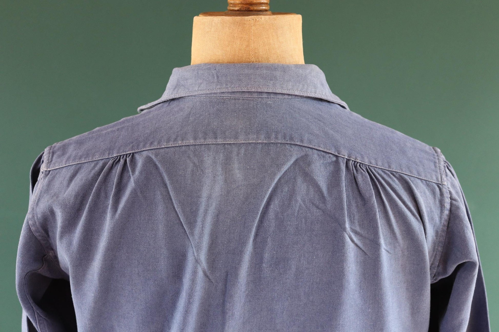 Vintage 1940s French workwear shirt - faded blue cotton - darned and repaired - 44” chest
