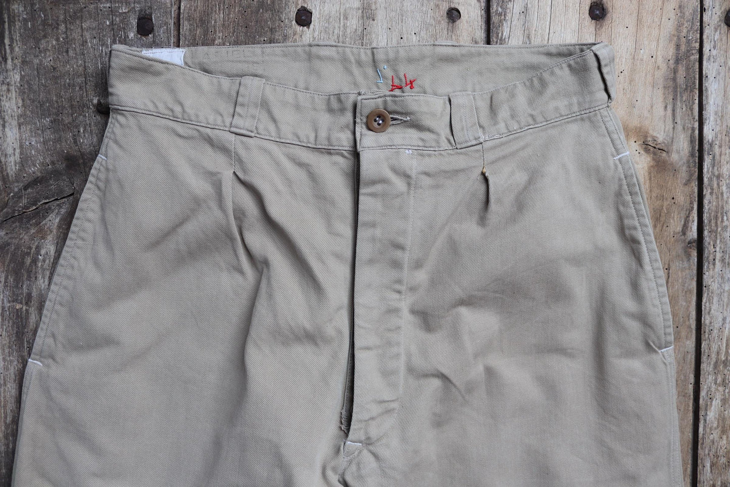Vintage 1950s French army chinos - military trousers - pleated pants - 30" x 29"