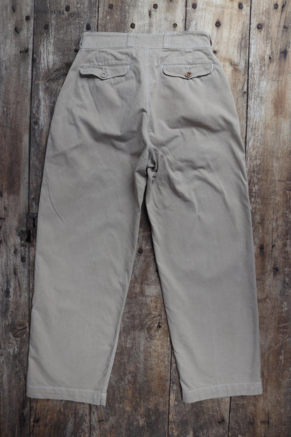 Vintage 1950s French army chinos - M52 military trousers - pleated pants - 29" x 29"