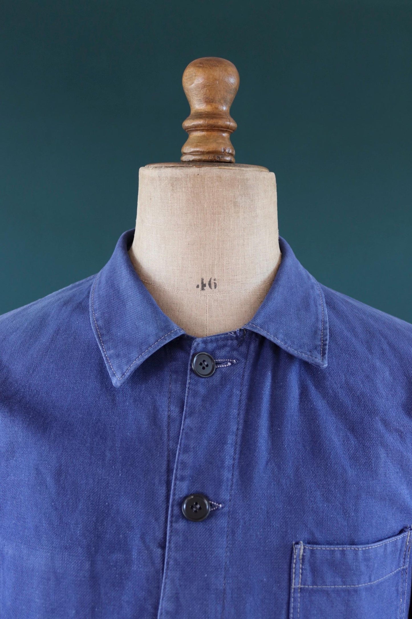 Vintage 1960s French workwear jacket - Vêtra - blue cotton twill chore coat - 42” chest