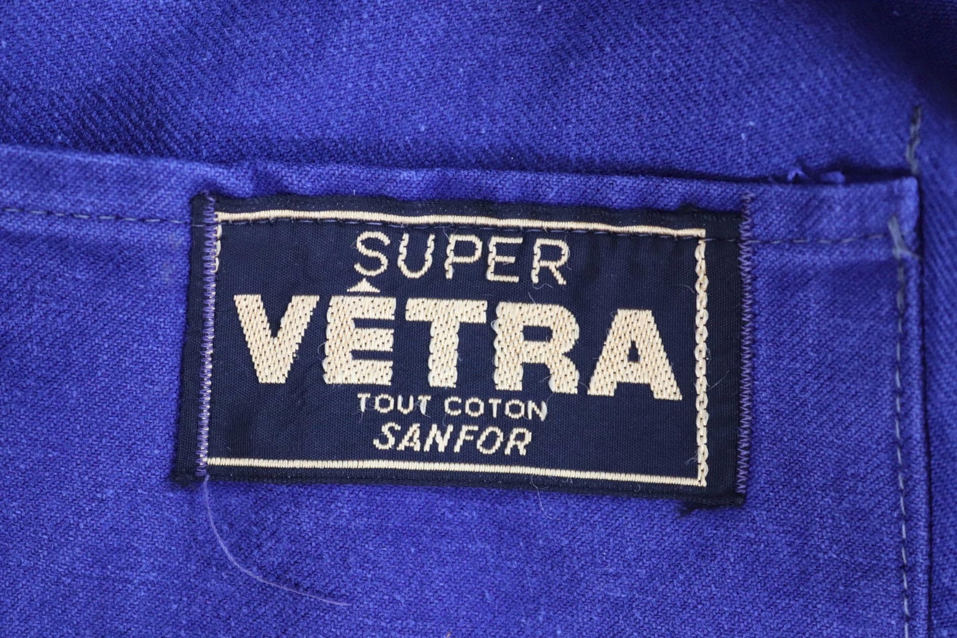 Vintage 1960s French workwear jacket - Vêtra - blue cotton twill chore coat - 42” chest