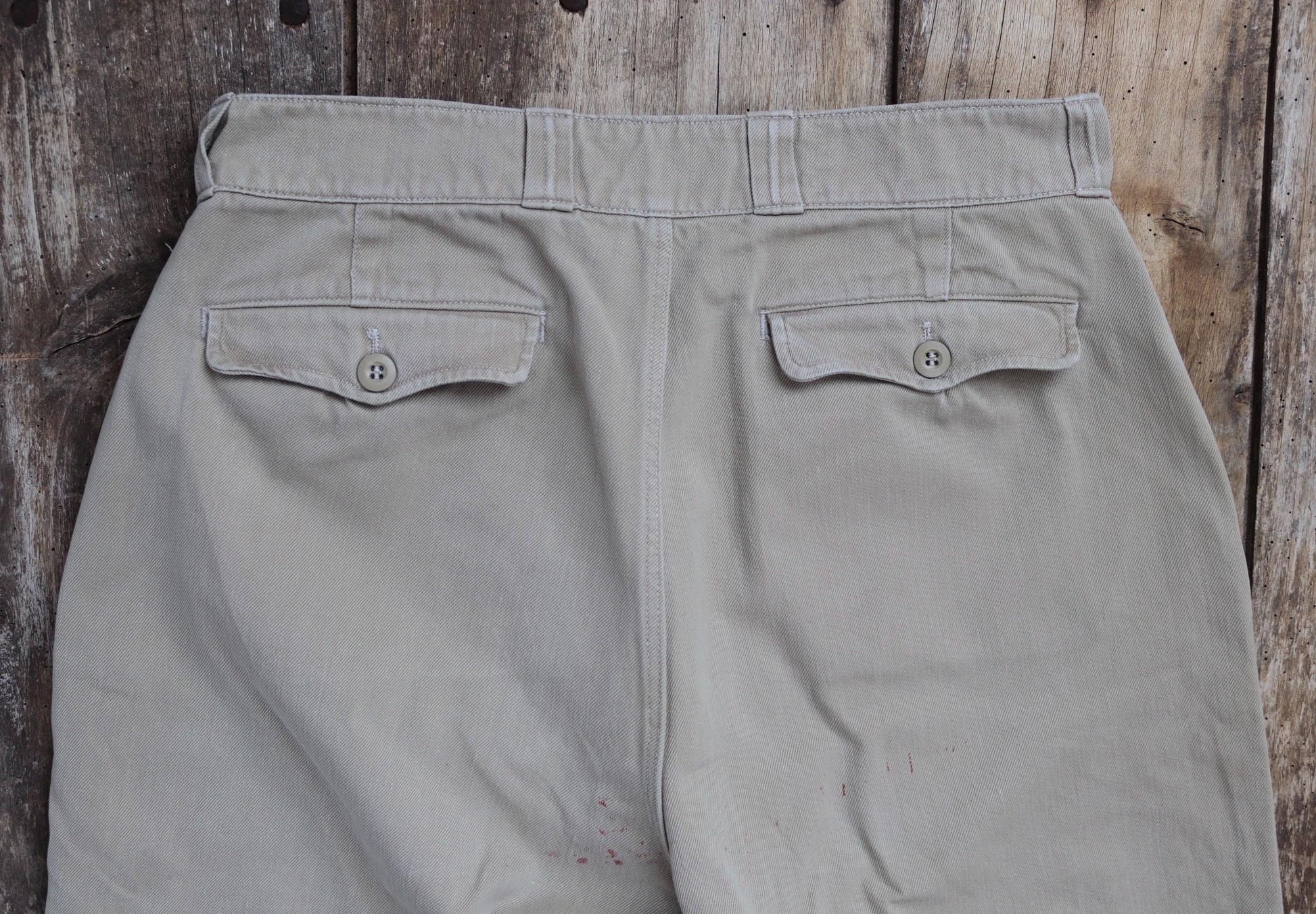 Vintage 1960s French army chinos - military trousers - pleated pants - 32" x 29"
