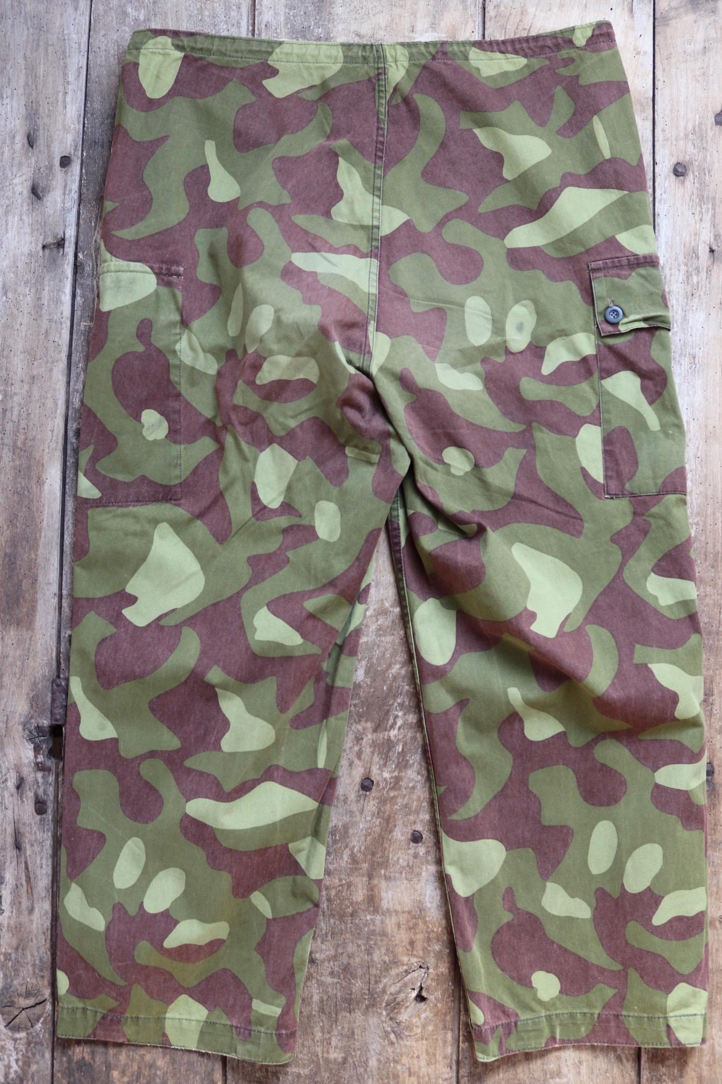 Vintage 1990s Finnish M62 camo trousers - windproof paratrooper pants - 40” x 28”