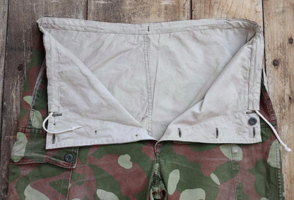 Vintage 1980s Finnish M62 camo trousers - windproof paratrooper pants - 40” x 35”