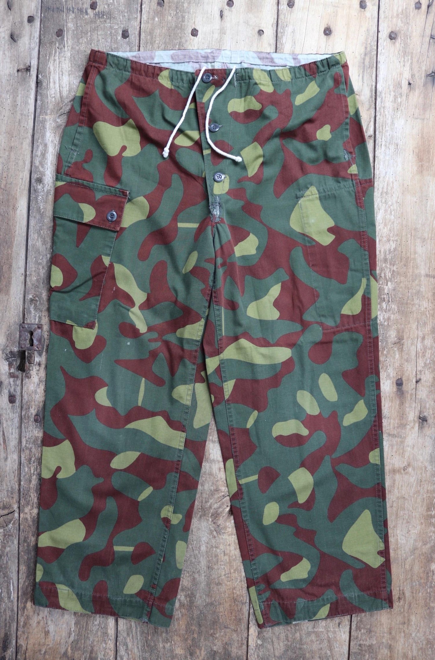Vintage 1980s Finnish M62 camo trousers - windproof paratrooper pants - 37” x 27”