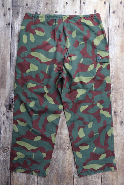 Vintage 1980s Finnish M62 camo trousers - windproof paratrooper pants - 37” x 27”
