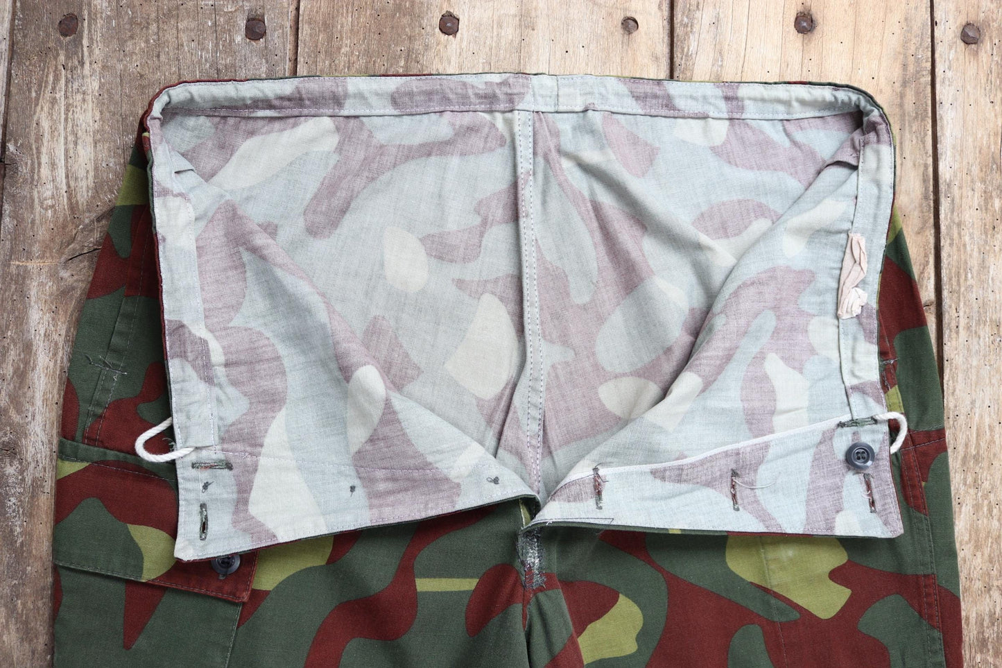 Vintage 1980s Finnish M62 camo trousers - windproof paratrooper pants - 37” x 27”