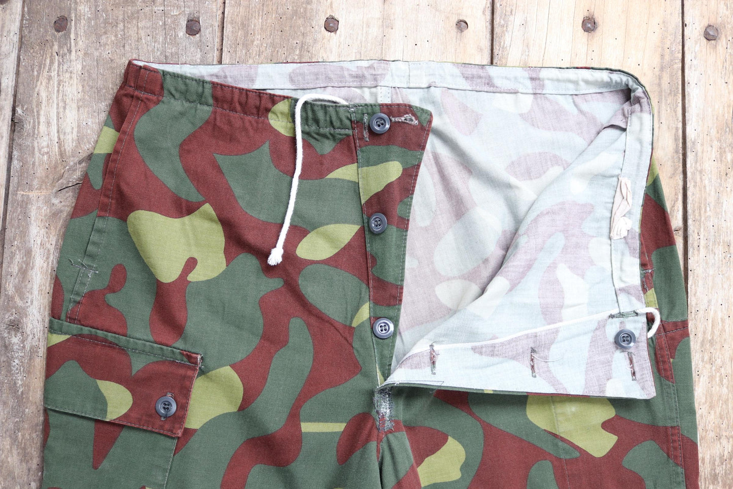 Vintage 1980s Finnish M62 camo trousers - windproof paratrooper pants - 37” x 27”