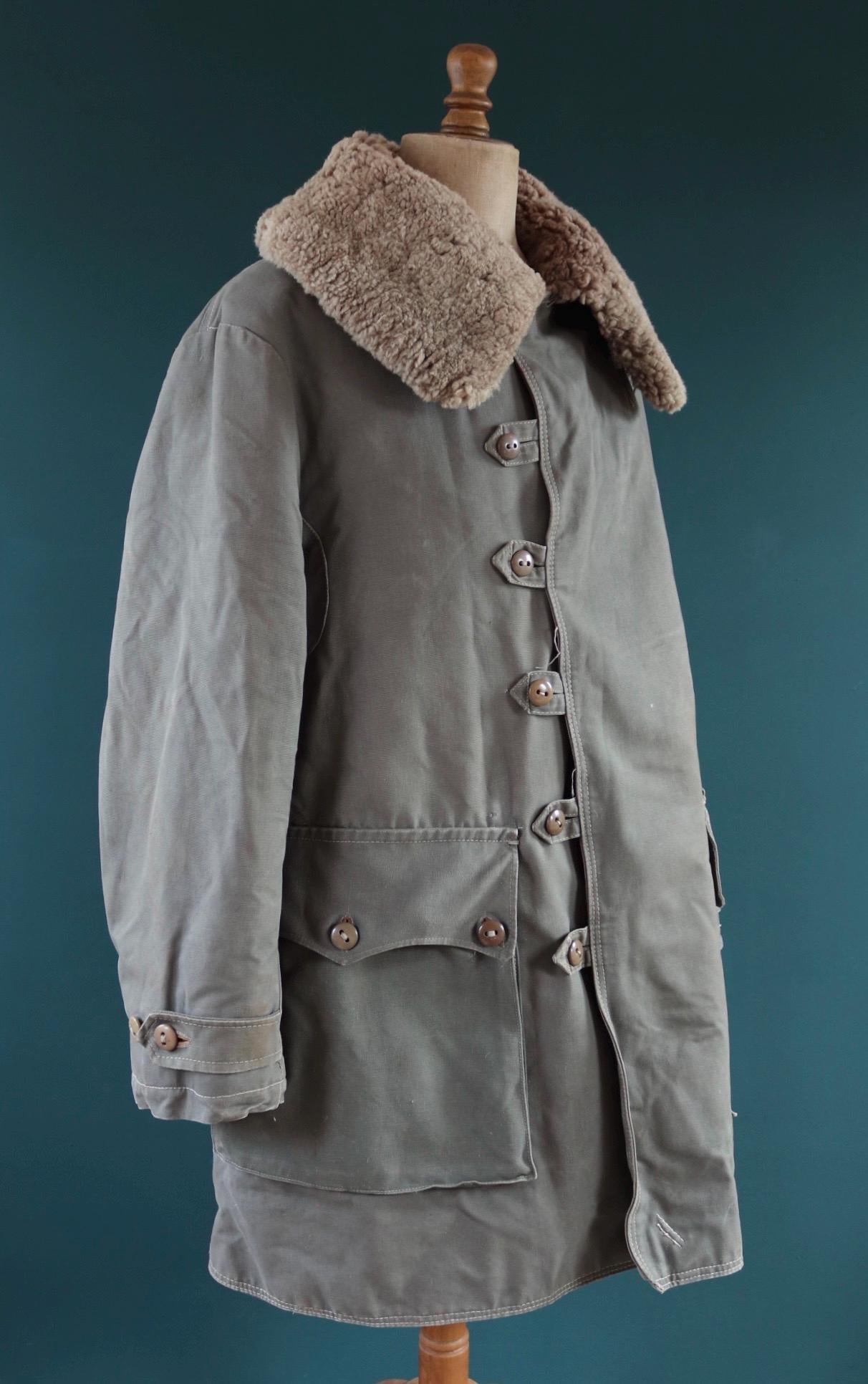 Vintage 1950s Swedish Livpäls sheepskin coat - military greatcoat - 48” chest