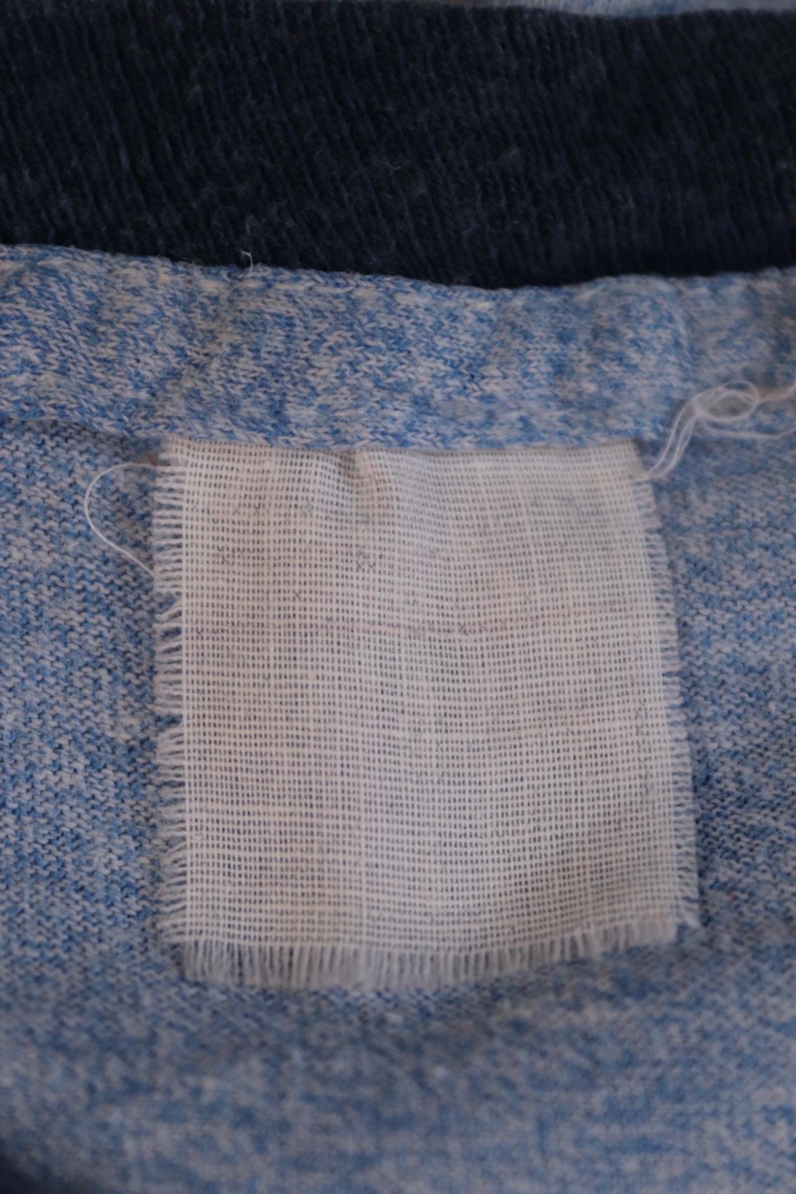 Vintage 1970s t shirt - blue marl - 36” chest - ringer sportswear - made in USA
