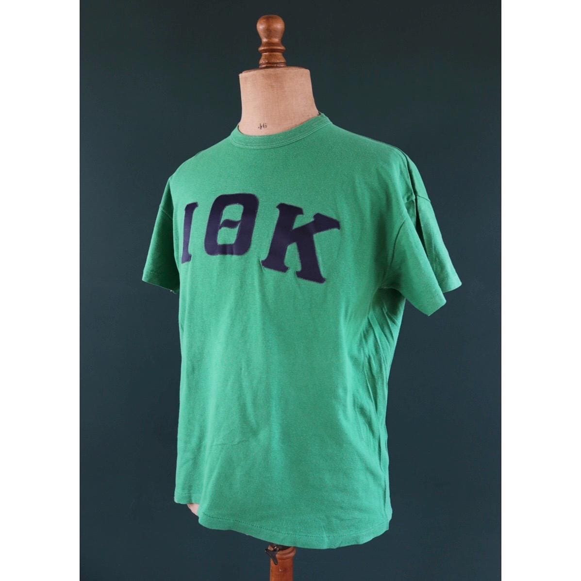 Vintage 1980s green Greek letters t shirt - sorority sportswear - football tee - 45” chest