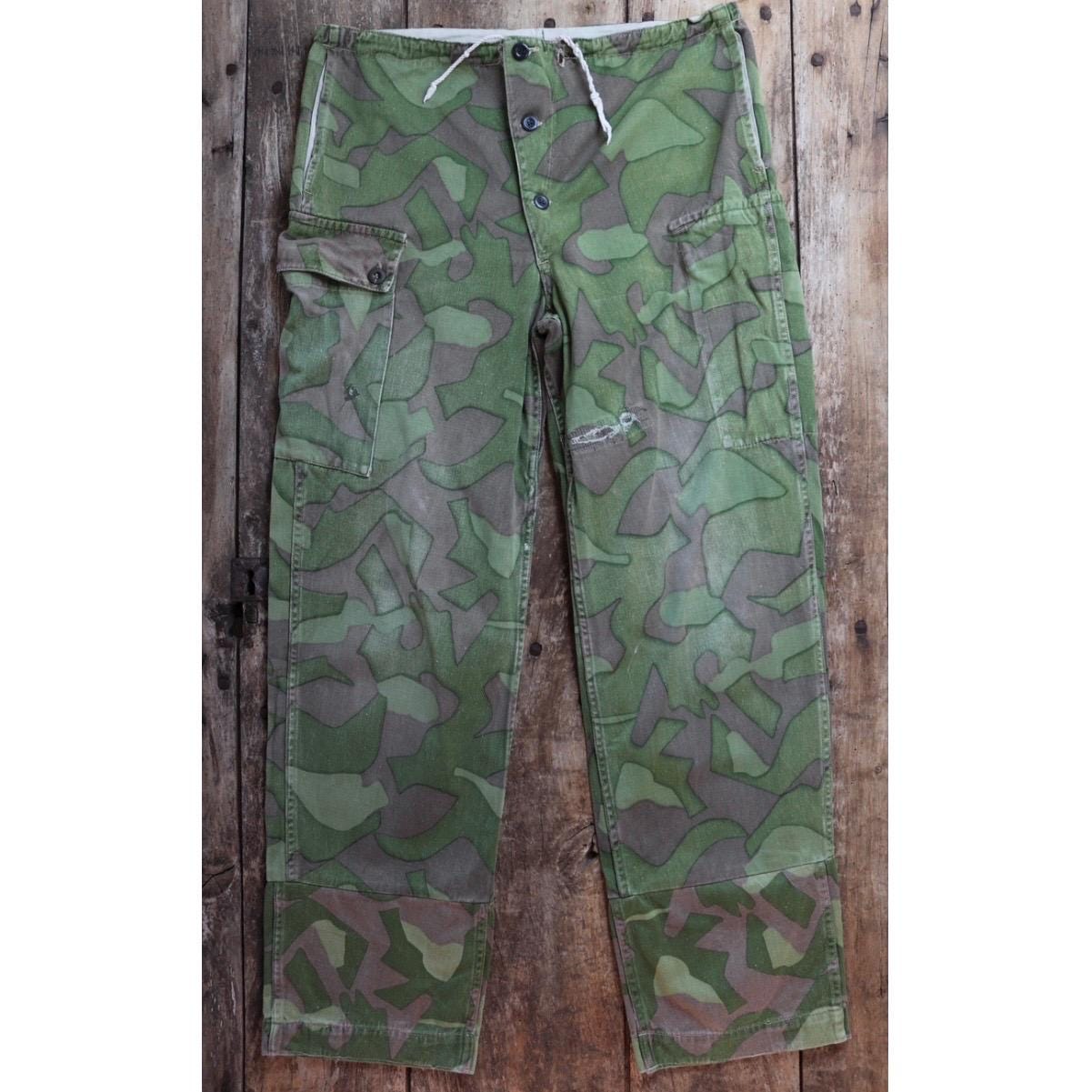 Vintage 1960s Finnish M62 camo trousers - windproof paratrooper pants - 38” x 33”