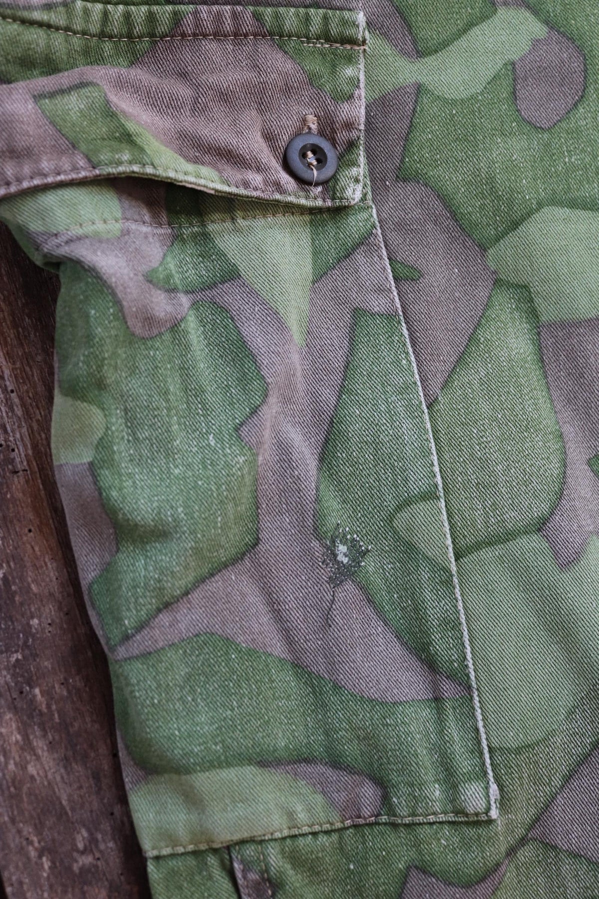 Vintage 1960s Finnish M62 camo trousers - windproof paratrooper pants - 37” x 33”