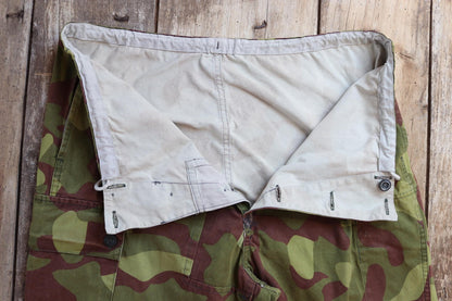 Vintage 1990s Finnish M62 camo trousers - windproof paratrooper pants - 38” x 28”