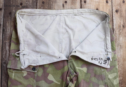 Vintage 1970s Finnish M62 camo trousers - windproof paratrooper pants - 38” x 35”