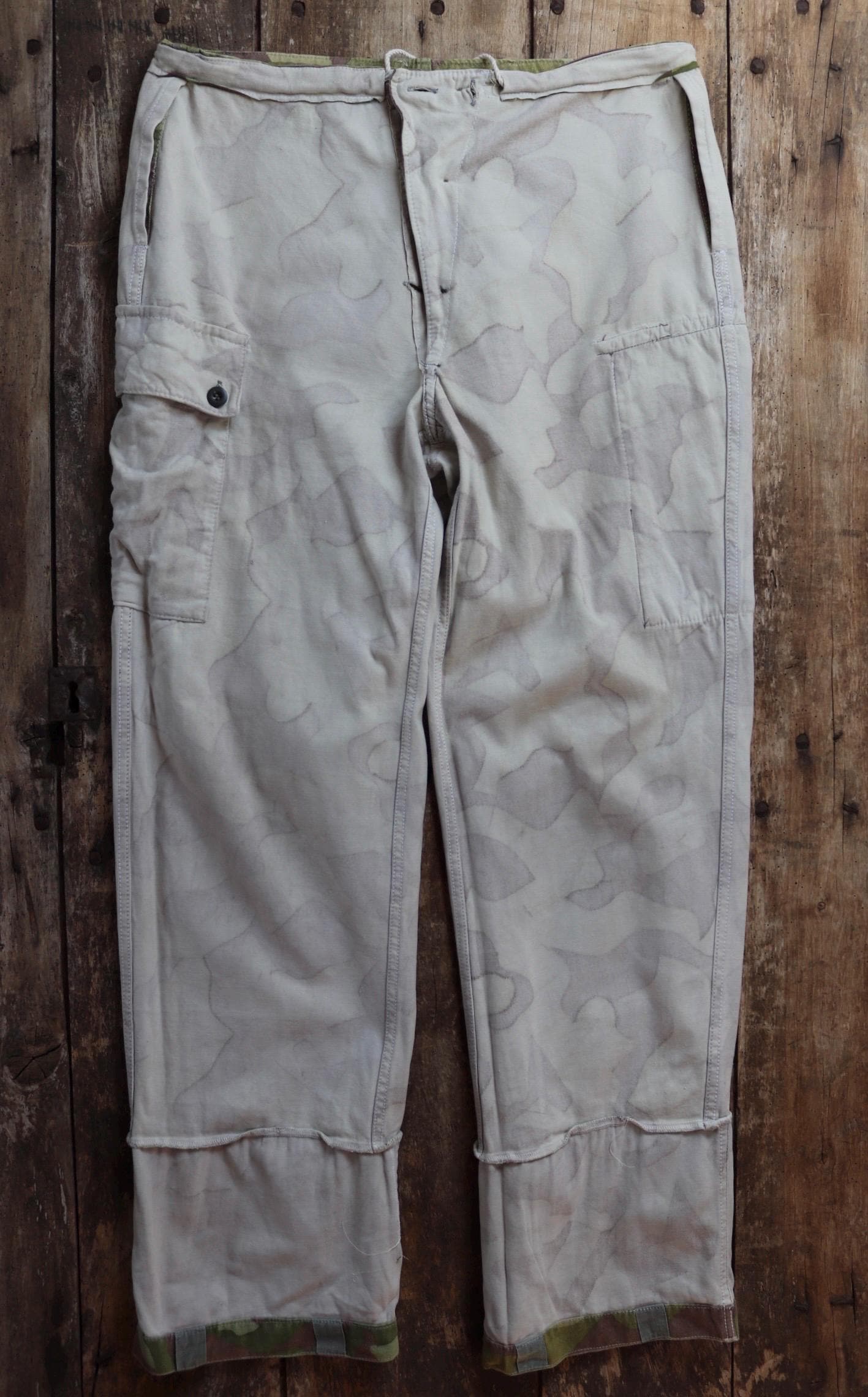 Vintage 1970s Finnish M62 camo trousers - windproof paratrooper pants - 38” x 35”