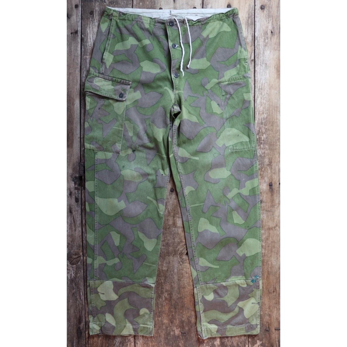 Vintage 1960s Finnish M62 camo trousers - windproof paratrooper pants - 37” x 33”
