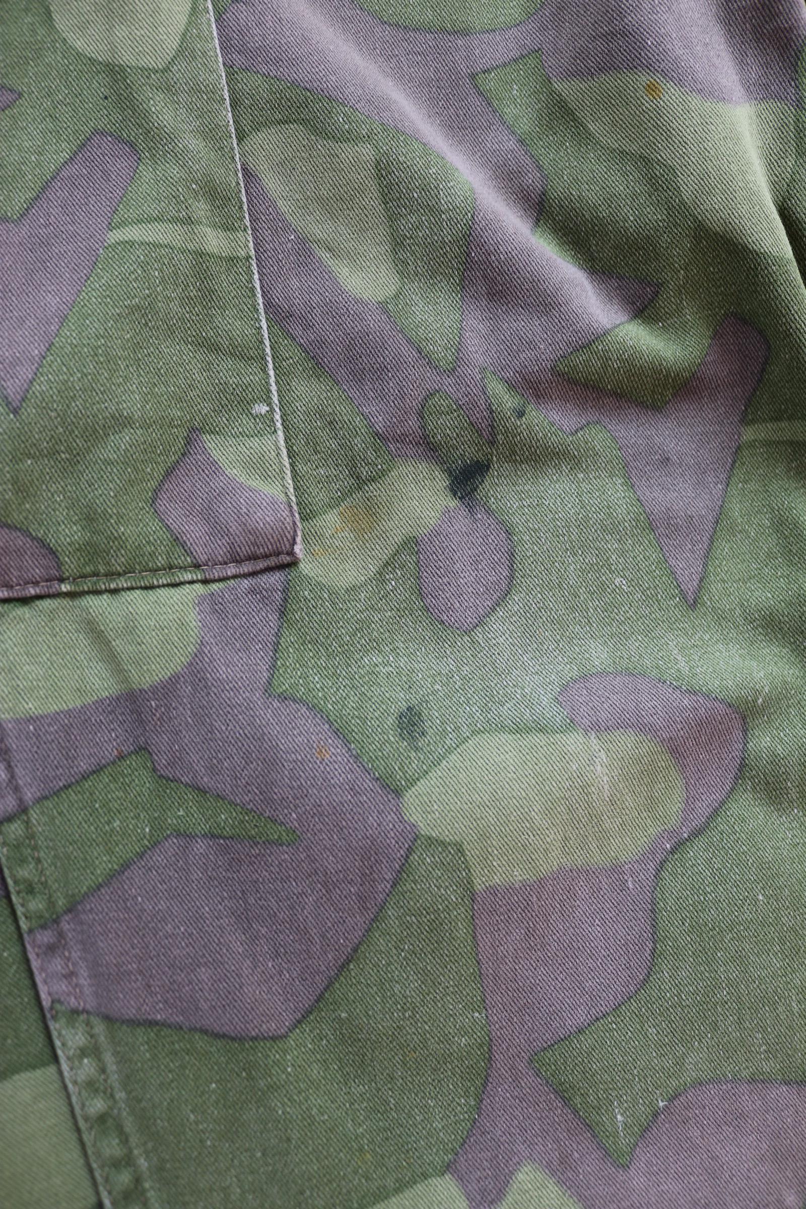 Vintage 1960s Finnish M62 camo trousers - windproof paratrooper pants - 37” x 33”