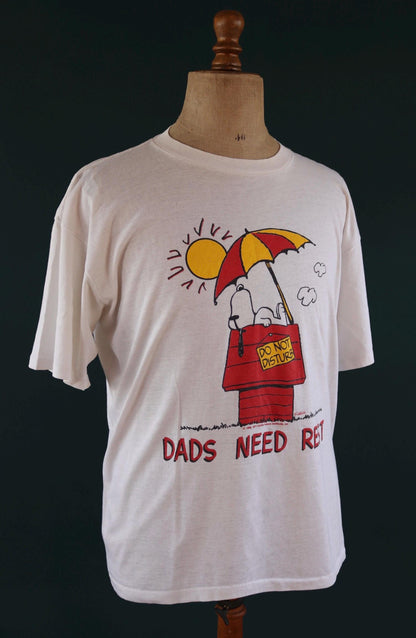 Vintage 1980s Snoopy t shirt - Peanuts print tee - dads need rest - 46” chest