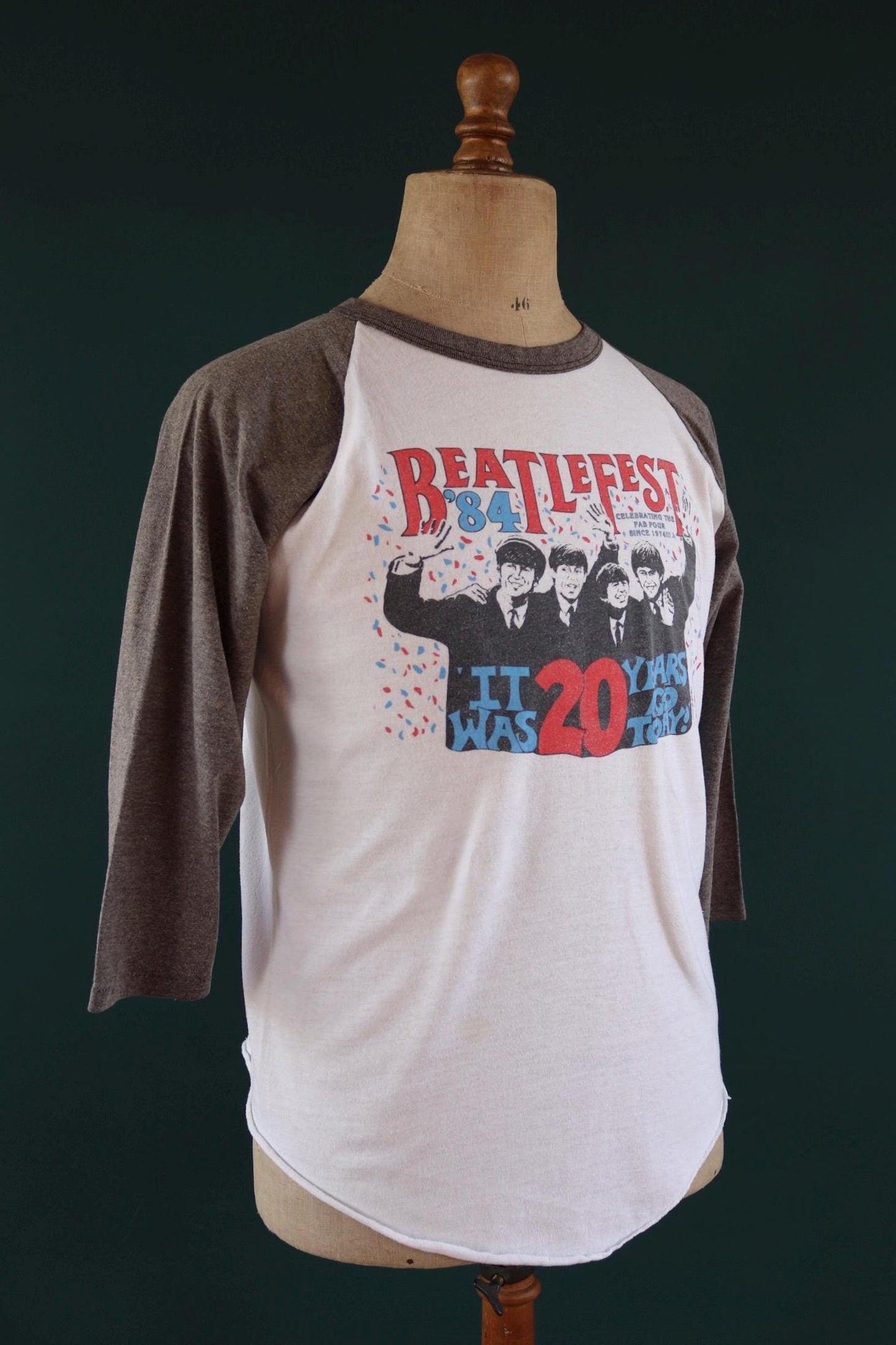 Vintage 1980s Beatlefest t shirt - Beatles baseball ringer - 43” chest