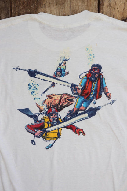 Vintage 1990s spear fishing t shirt - tourist souvenir - Underwater World - 38” chest