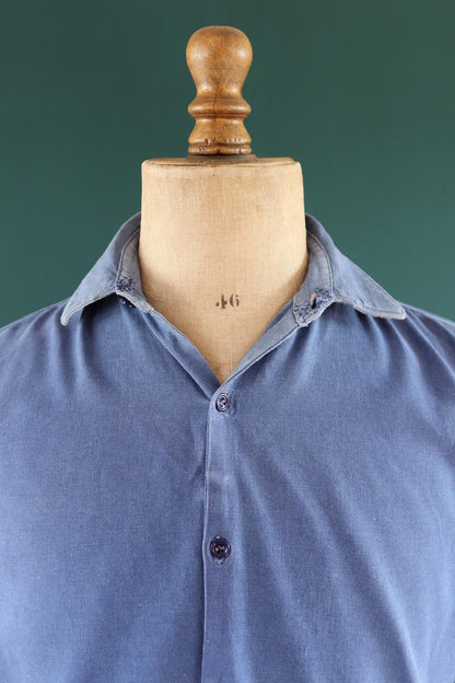 Vintage 1940s French workwear shirt - faded blue cotton - darned and repaired - 44” chest