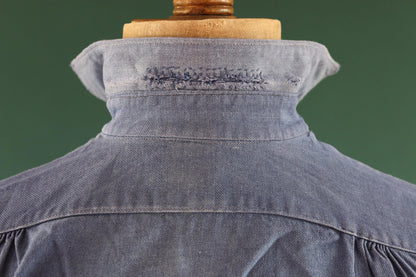 Vintage 1940s French workwear shirt - faded blue cotton - darned and repaired - 44” chest