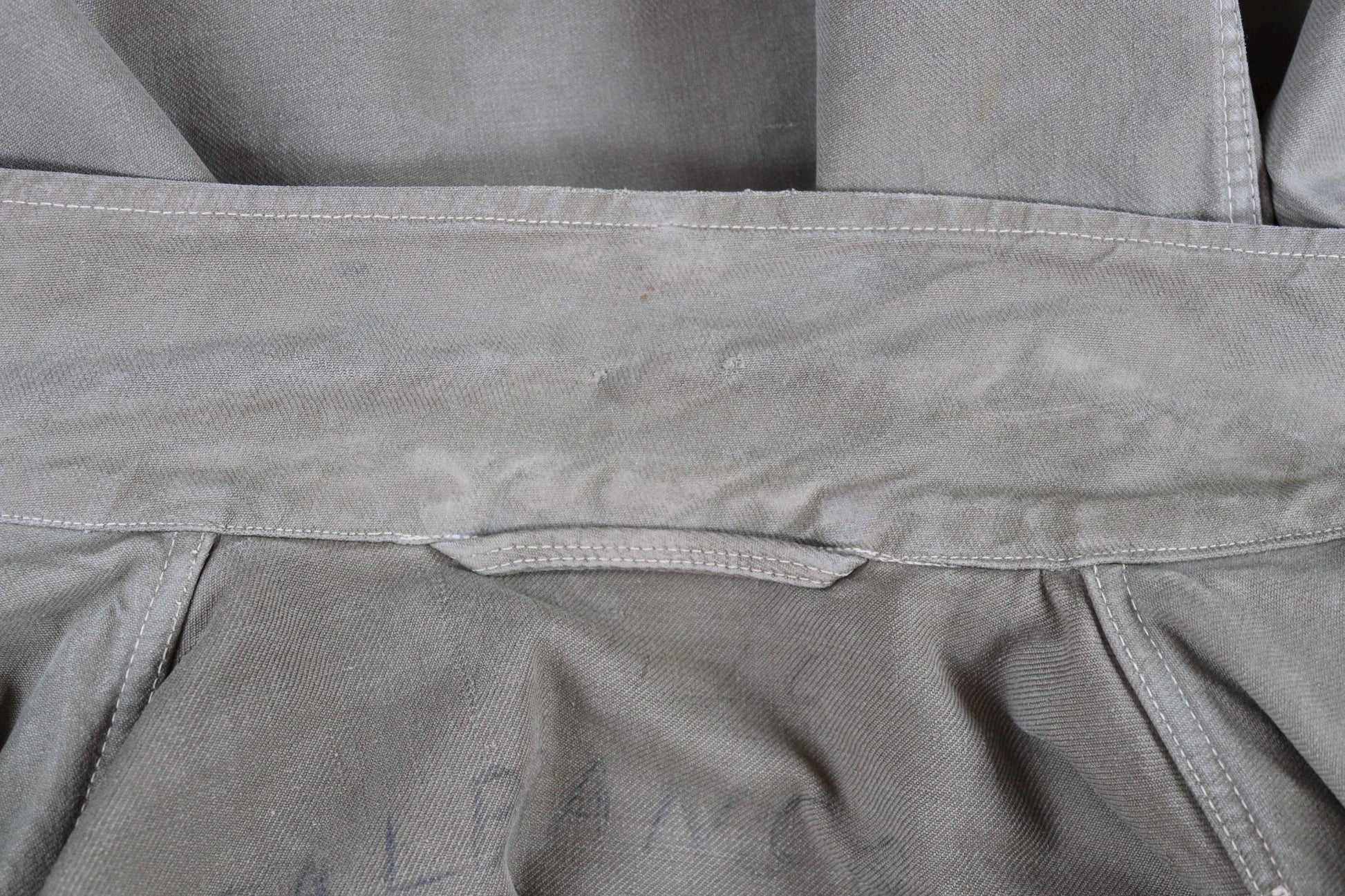 Vintage French M47 army jacket - herringbone twill - 1950s military - 47” chest