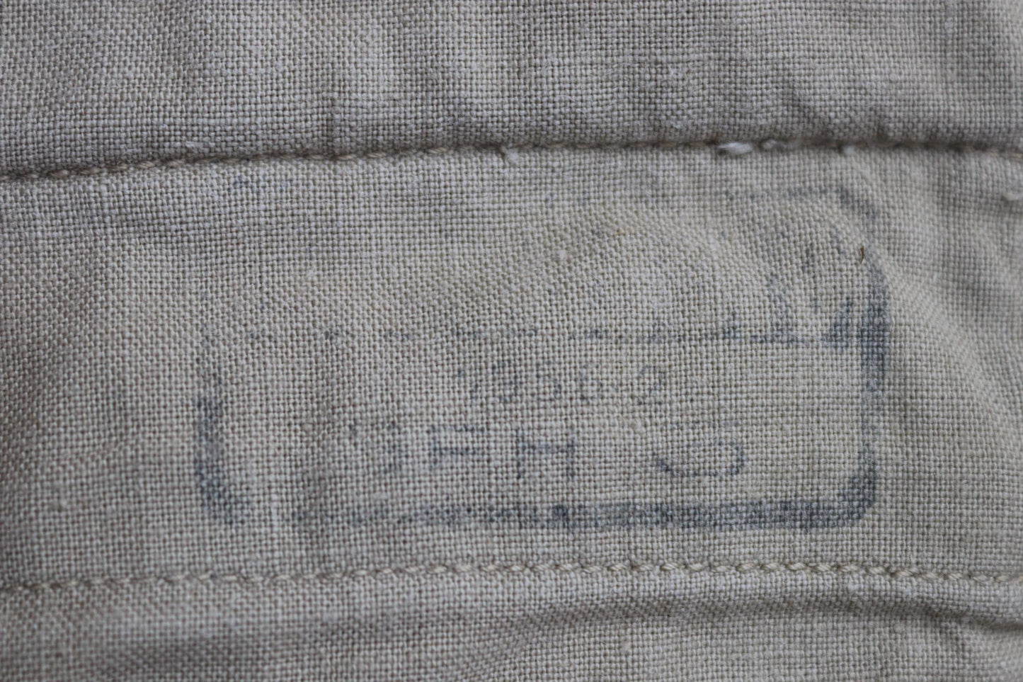 Vintage 1950s French army chinos - military trousers - pleated pants - 30" x 29"