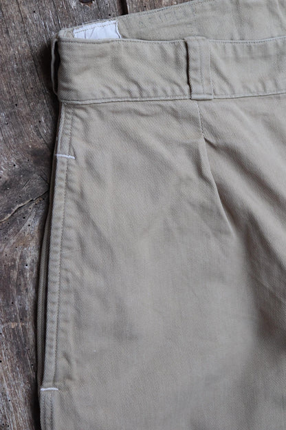 Vintage 1950s French army chinos - military trousers - pleated pants - 30" x 29"