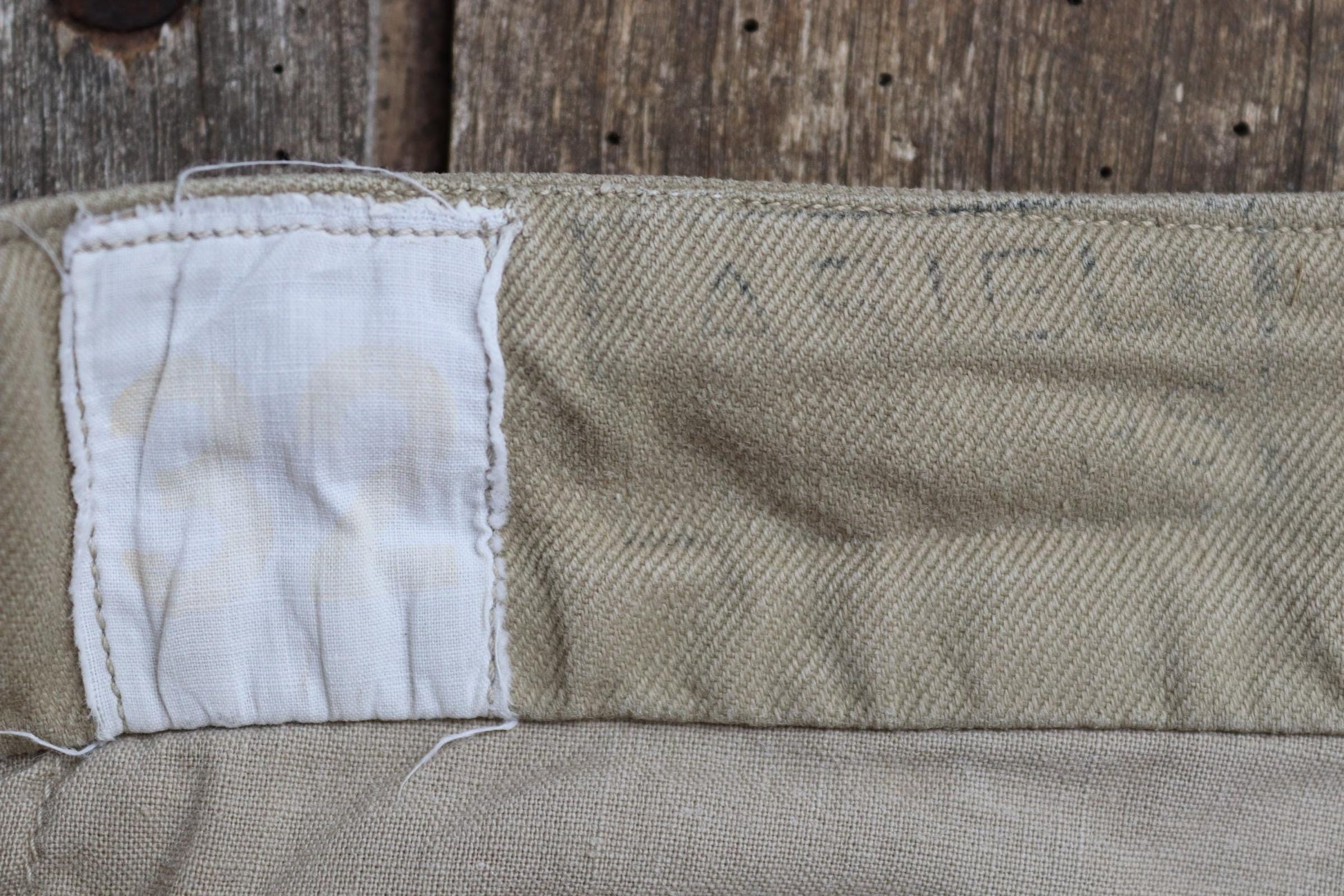 Vintage 1950s French army chinos - military trousers - pleated pants - 30" x 29"