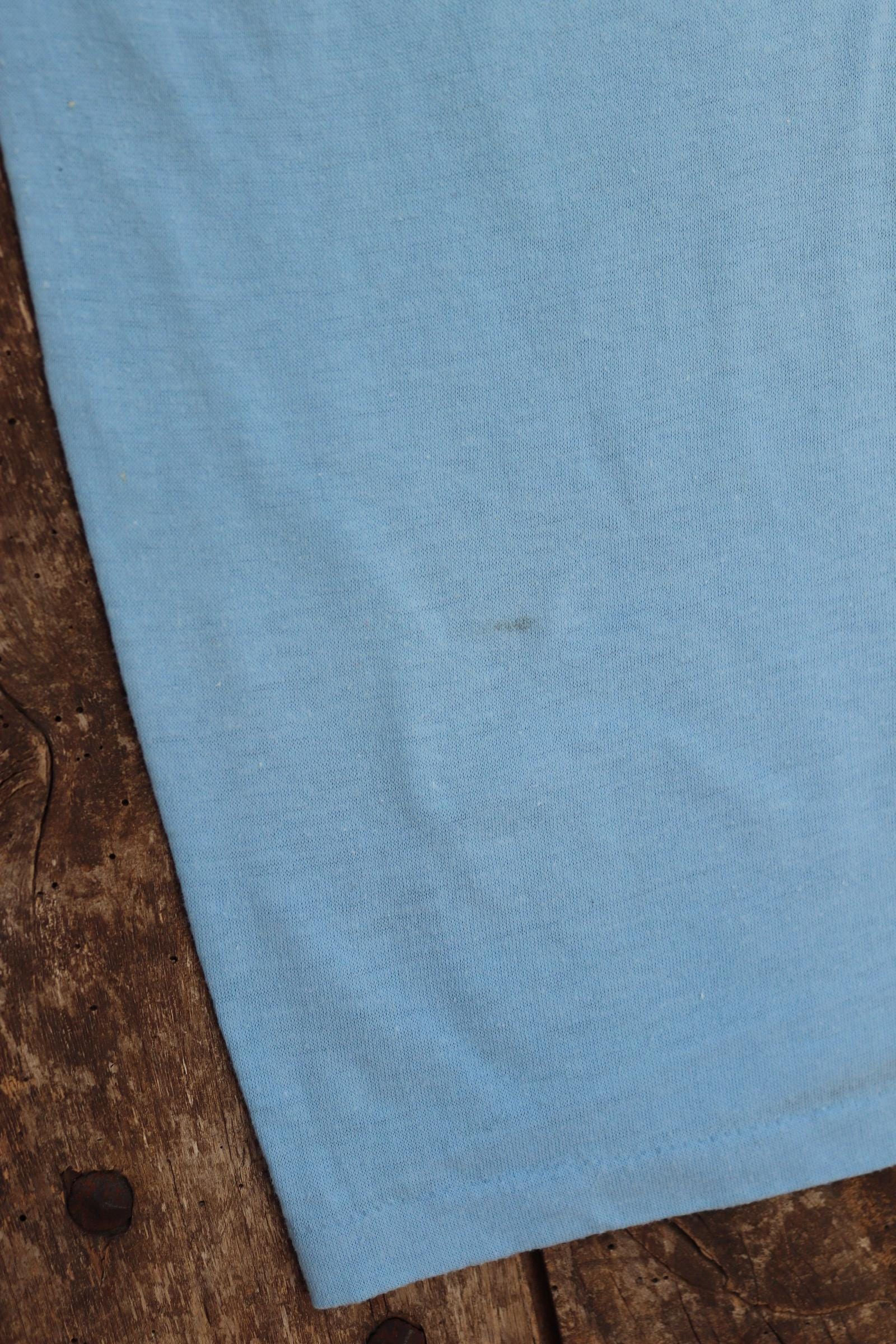 Vintage 1980s t shirt - single stitch - sports car mechanic print - 33” chest