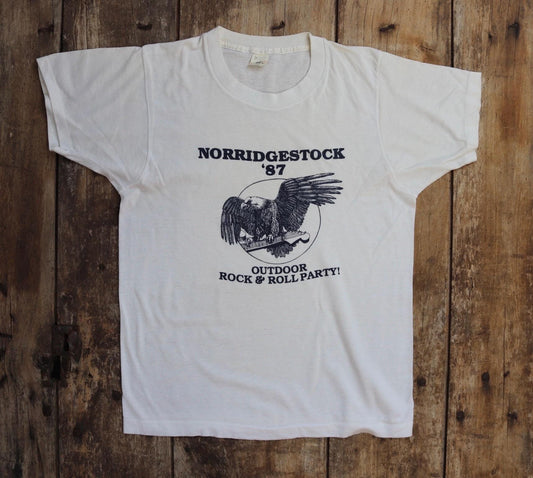Vintage 1980s t shirt - single stitch - rock n roll print - 36” chest