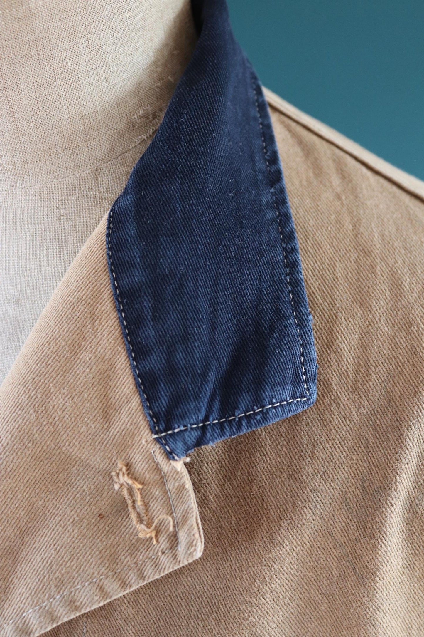 Vintage 1940s British workwear jacket - brown cotton twill - factory coat - shop overalls - 45” chest